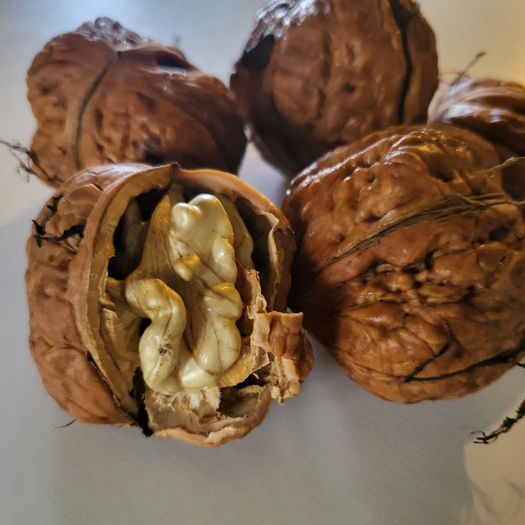 “Fresh Wet Walnuts 1kg – Naturally Grown, Unshelled, New Season Harvest, Healthy Snack”